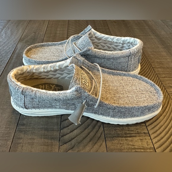 Hey Dude Iron Linen Wally Light Gray Slip-On Loafers Men's Size 9 - Picture 6 of 16